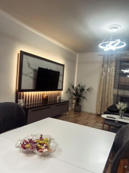 Art'S Apartment 地拉那 外观 照片