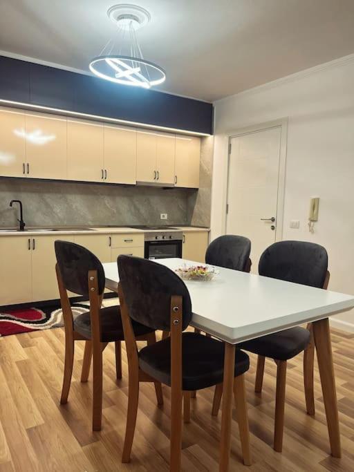 Art'S Apartment 地拉那 外观 照片