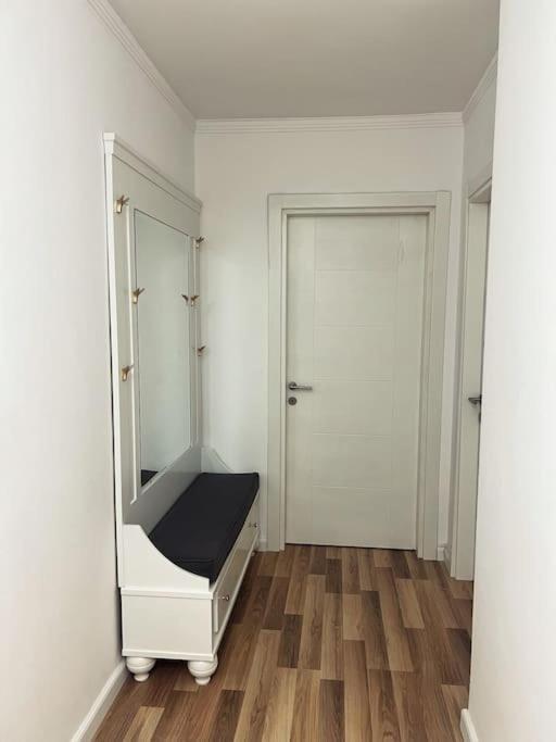 Art'S Apartment 地拉那 外观 照片