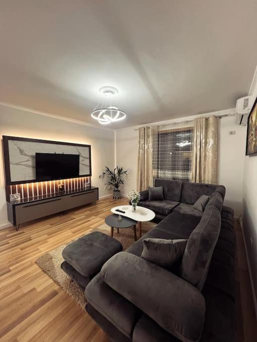Art'S Apartment 地拉那 外观 照片
