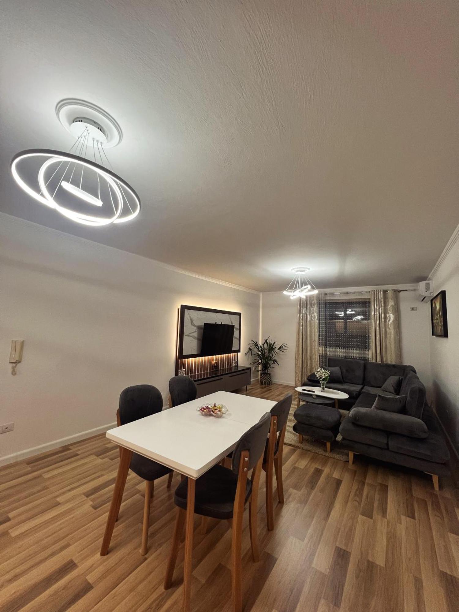 Art'S Apartment 地拉那 外观 照片