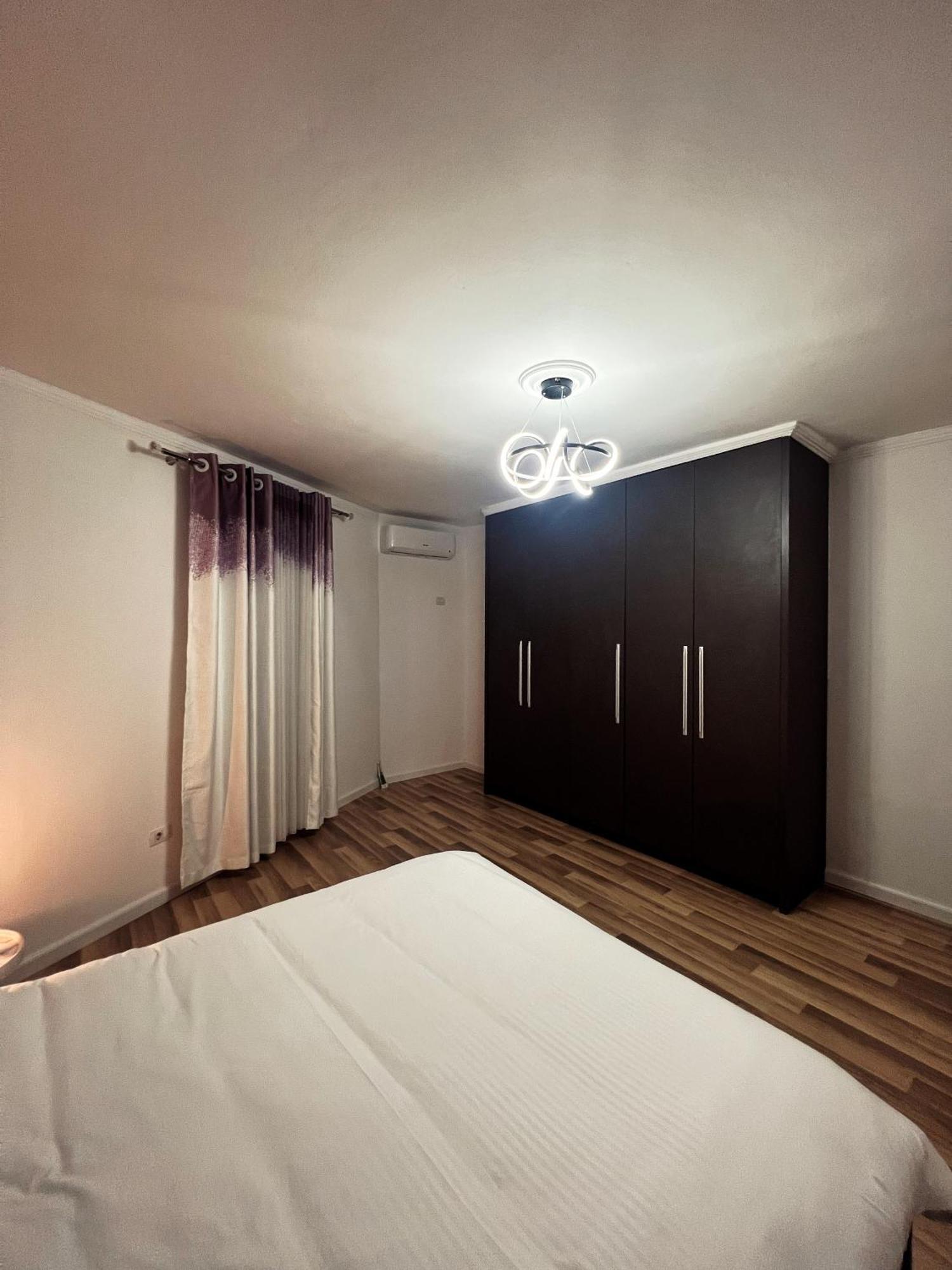 Art'S Apartment 地拉那 外观 照片